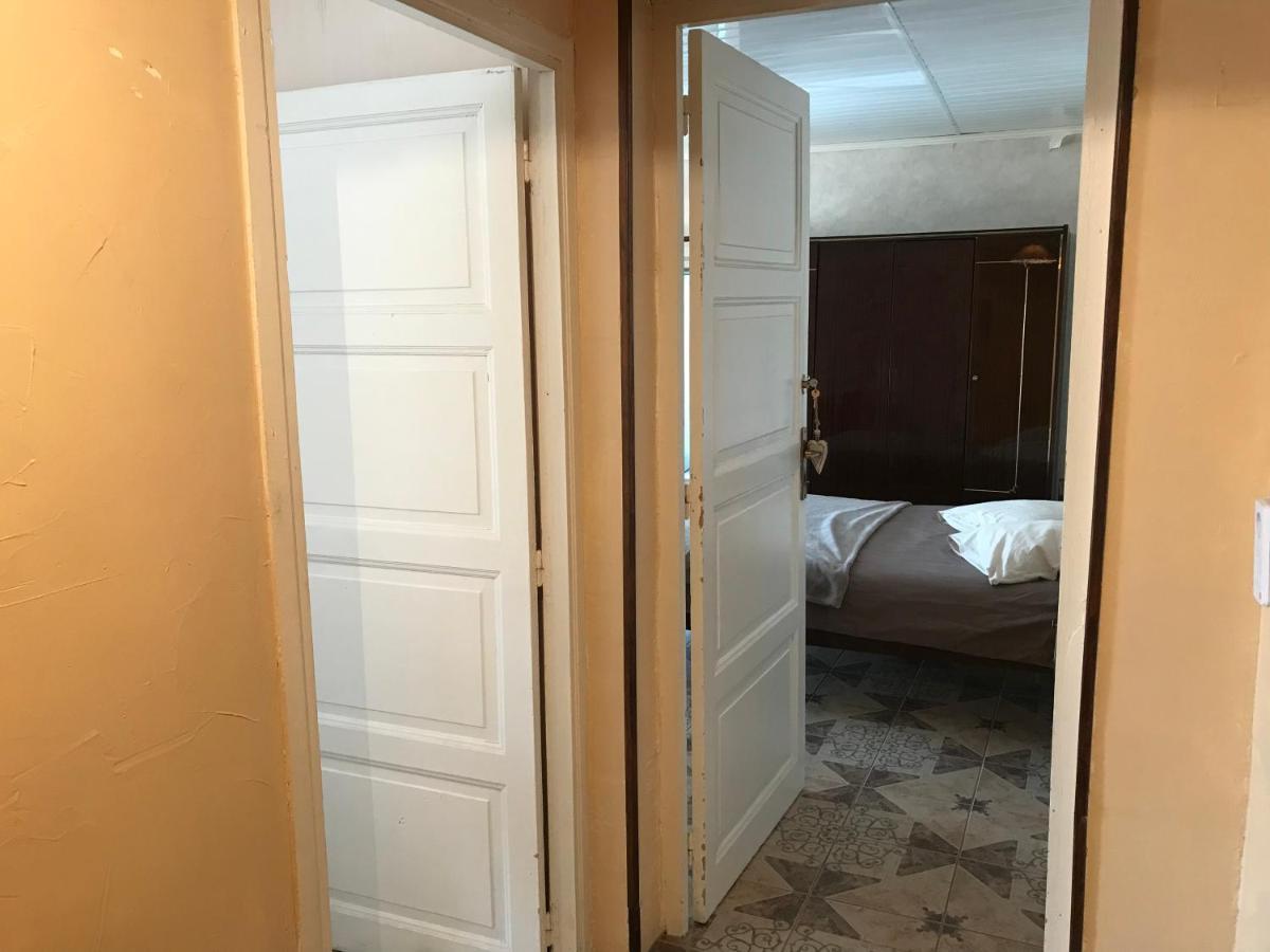 Metris De La Place Apartment Corre Bagian luar foto